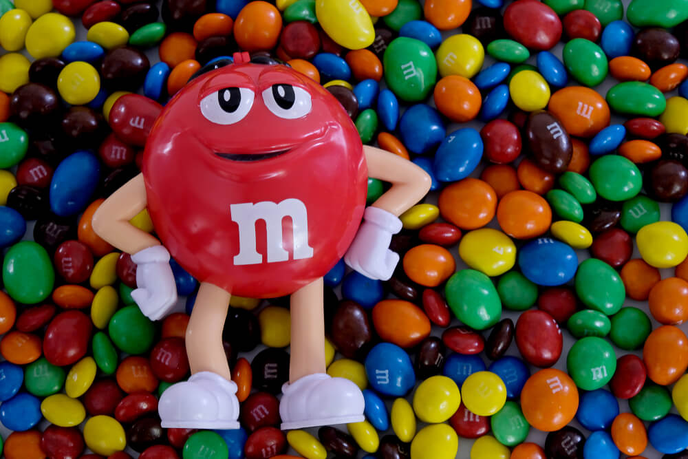 cores e a marca M&M's
