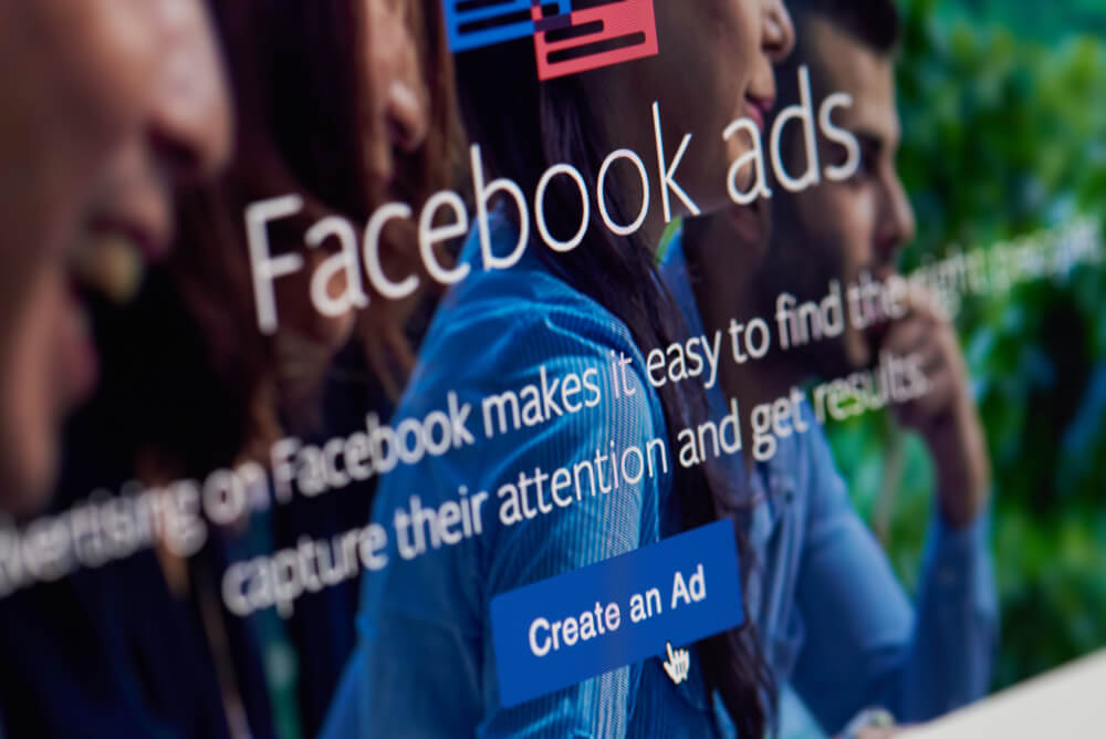 tela de criação de anúncios para fanpage do facebook