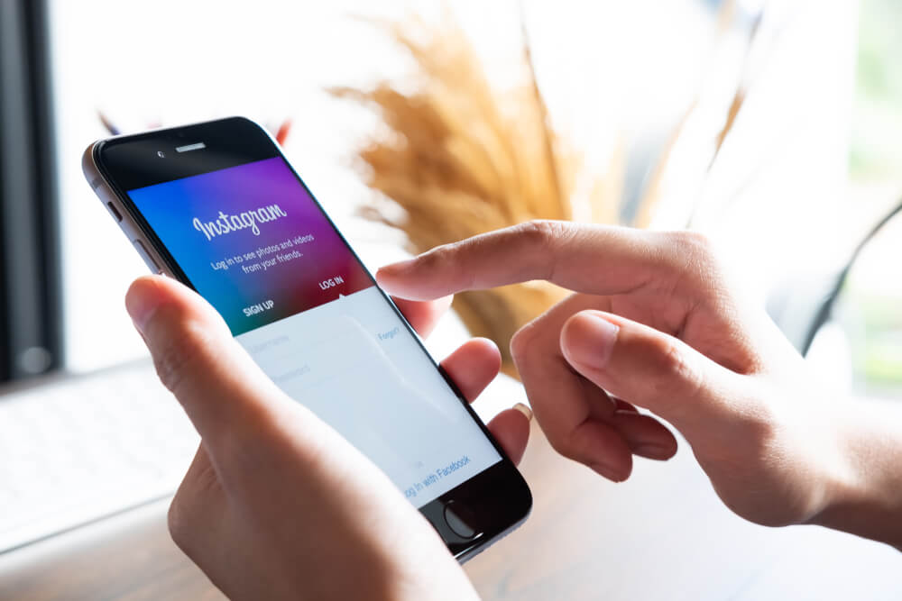 tela de inicialização do aplicativo mobile do instagram